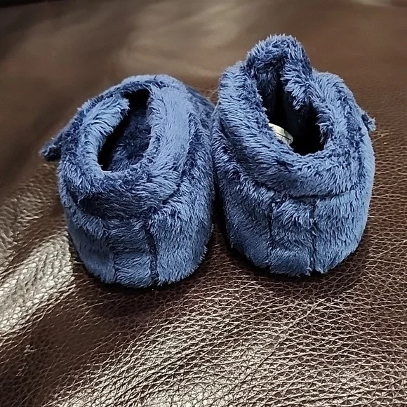 Ugg slippers - Picture 3 of 6